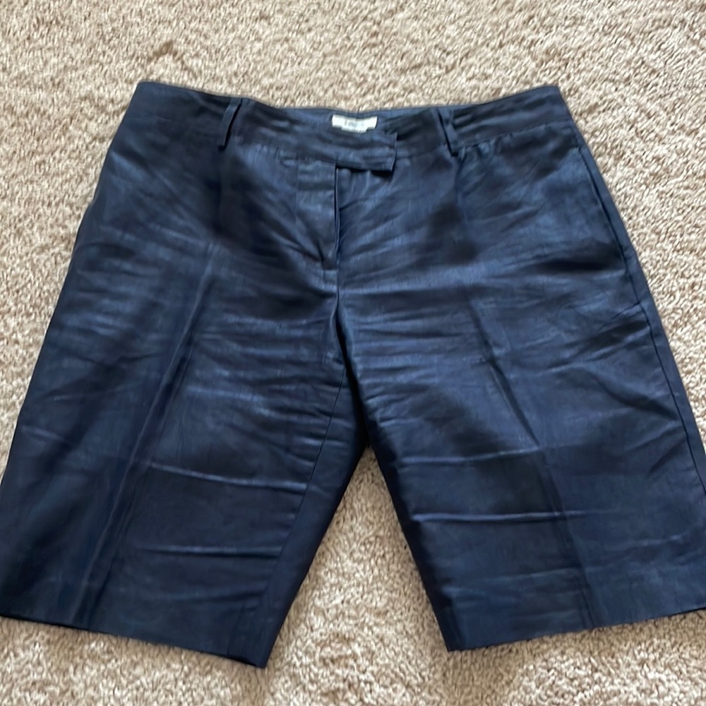 aeve linen shorts